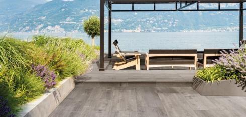 Carrelage effet bois gris