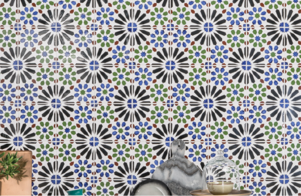 Carrelage mural avec motifs