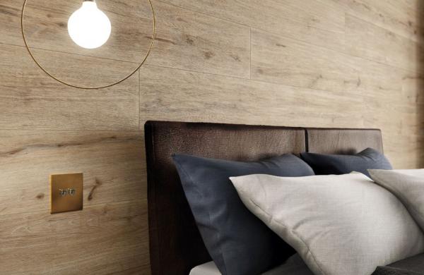 Carrelage mural effet parquet